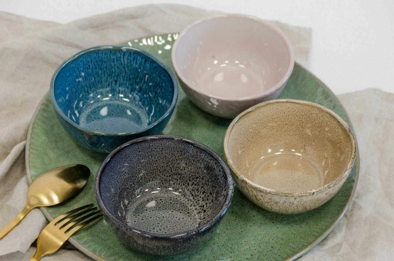 Leonardo MATERA Dipschalen Set Bunt Gemischt Grün 5-teilig 9 Leonardo MATERA Dipschalen Set Bunt Gemischt Grün 5-teilig – Bild 7